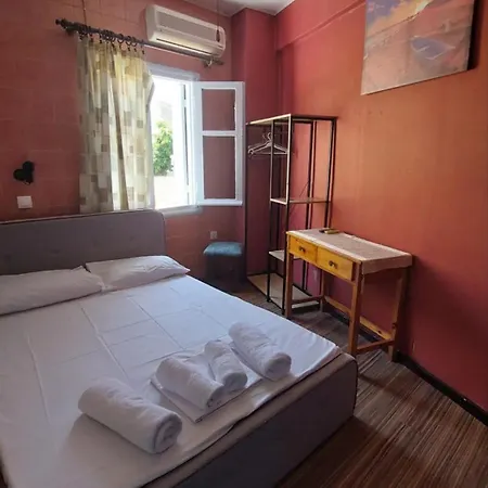 Old Town Moder 6 Ретимно